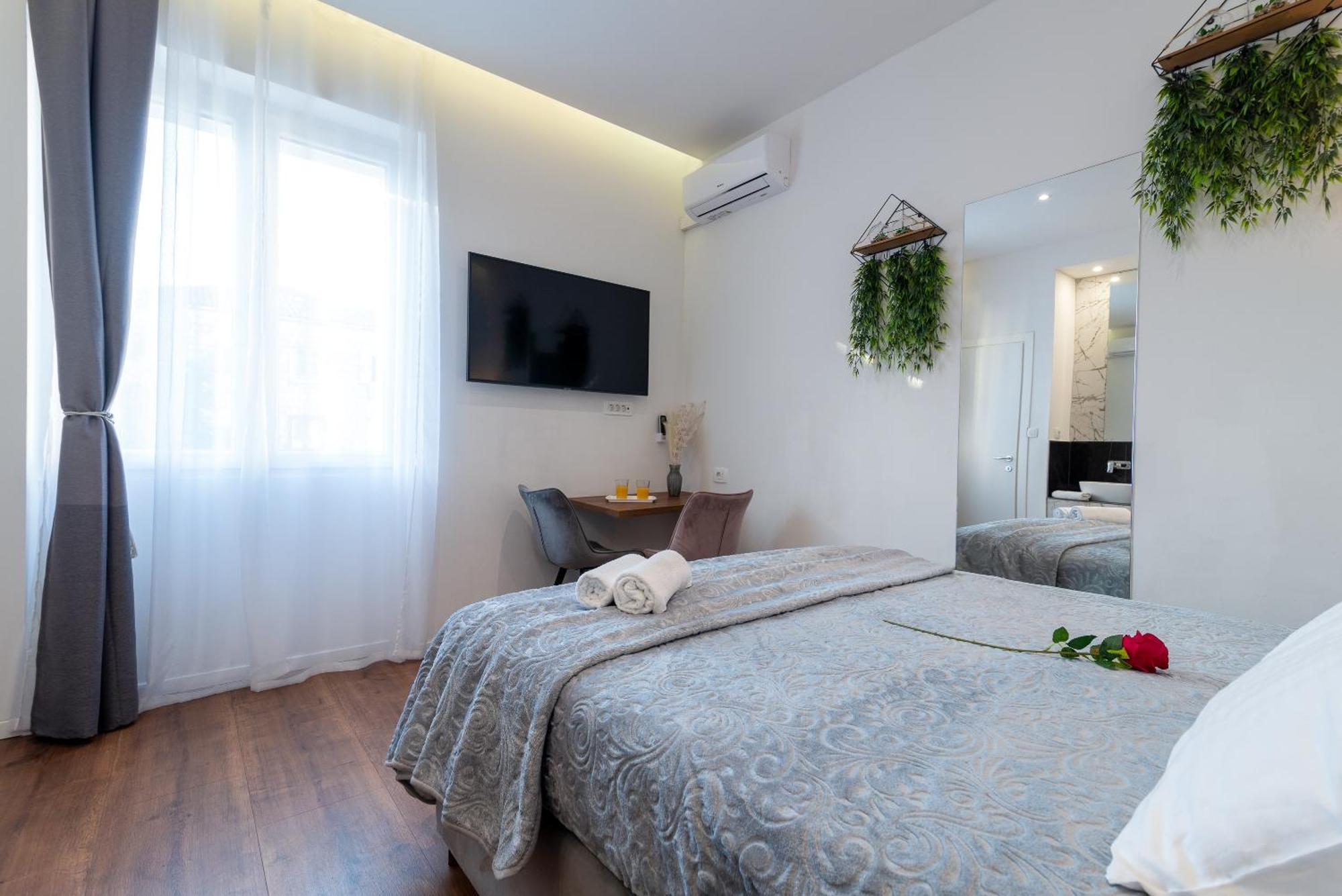 Antares Luxury Rooms Split Bagian luar foto